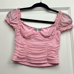 Pink short sleeve crop top